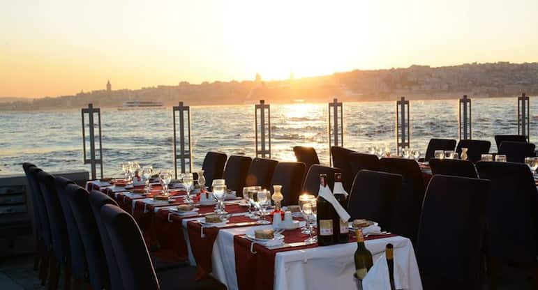 kiz kulesi restaurant salacak istanbul